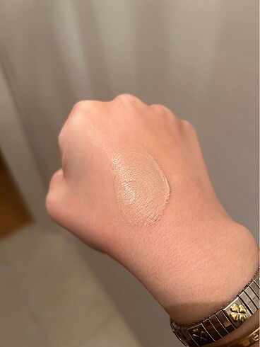 Beden Estee lauder fondöten
