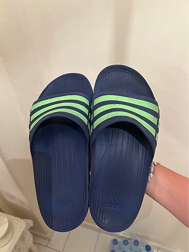 Adidas erkek terliği