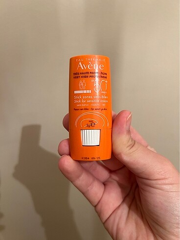 Avene stick güneş kremi