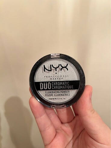 Nyx aydınlatıcı