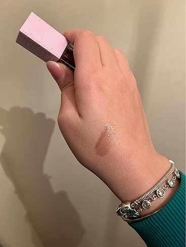 Beden Maybelline lifter gloss