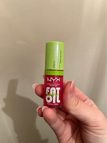 Nyx fat oil