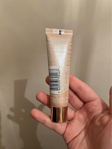 Loreal Paris Loreal paris glow cherie aydınlatıcı