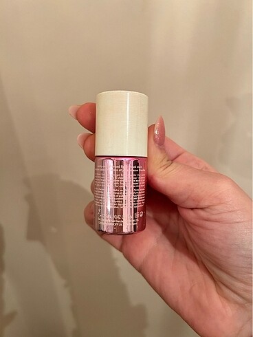 Benefit Cosmetics Benefit tint