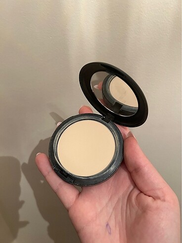 Beden Mac pudra