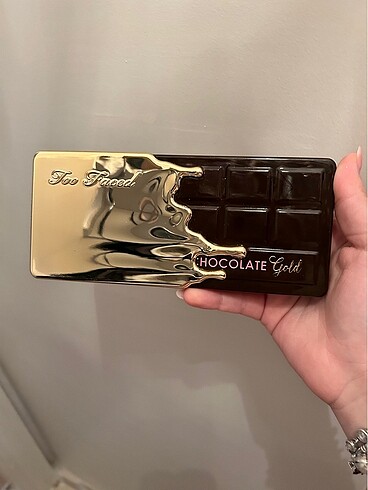 Too faced far paleti
