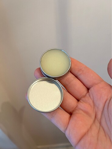 Beden Burts bees el kremi