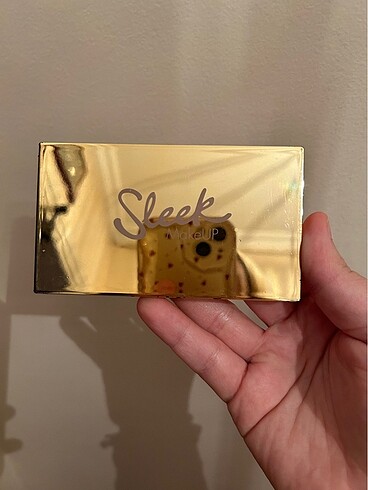 Sleek aydınlatıcı
