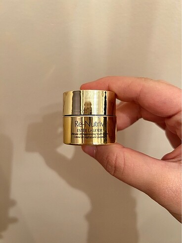 Estee lauder gençleştirme kremi