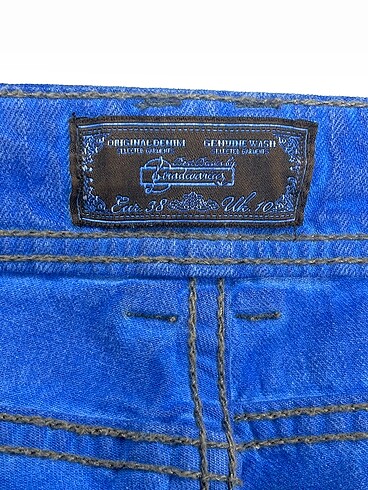 38 Beden çeşitli Renk Stradivarius Skinny %70 İndirimli.