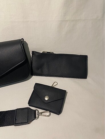 Diğer Prada model kol çantası
