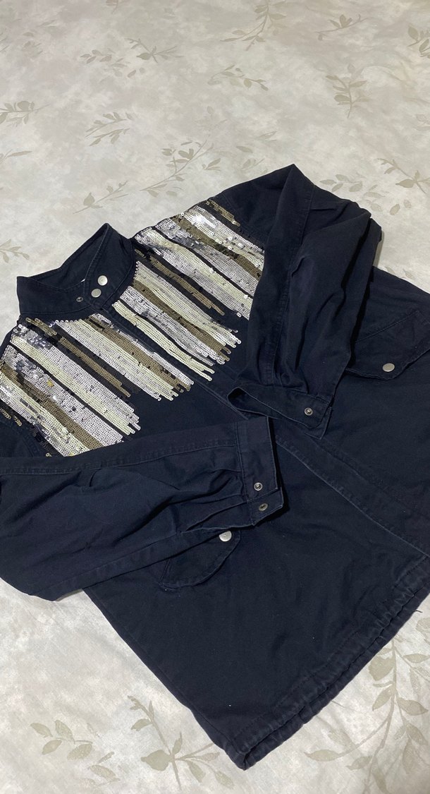 Navy İşlemeli Düğmeli Keten Kadın Denim Ceket - Görsel 2
