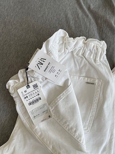 Zara baggy jeans