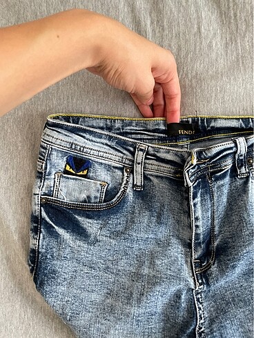 30 Beden Fendı kot pantolon