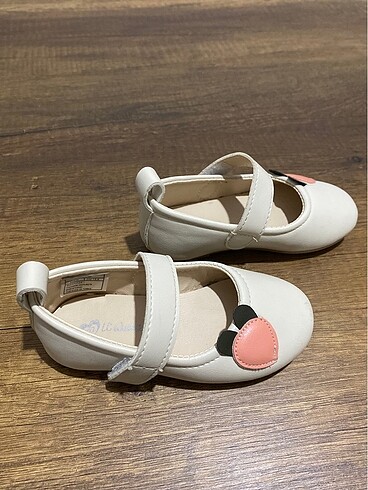 LC Waikiki Kız bebek babet