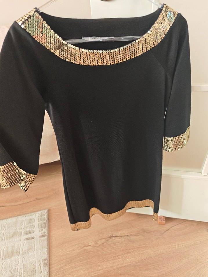 Altın Payet Detaylı Siyah Mini Elbise - Görsel 2