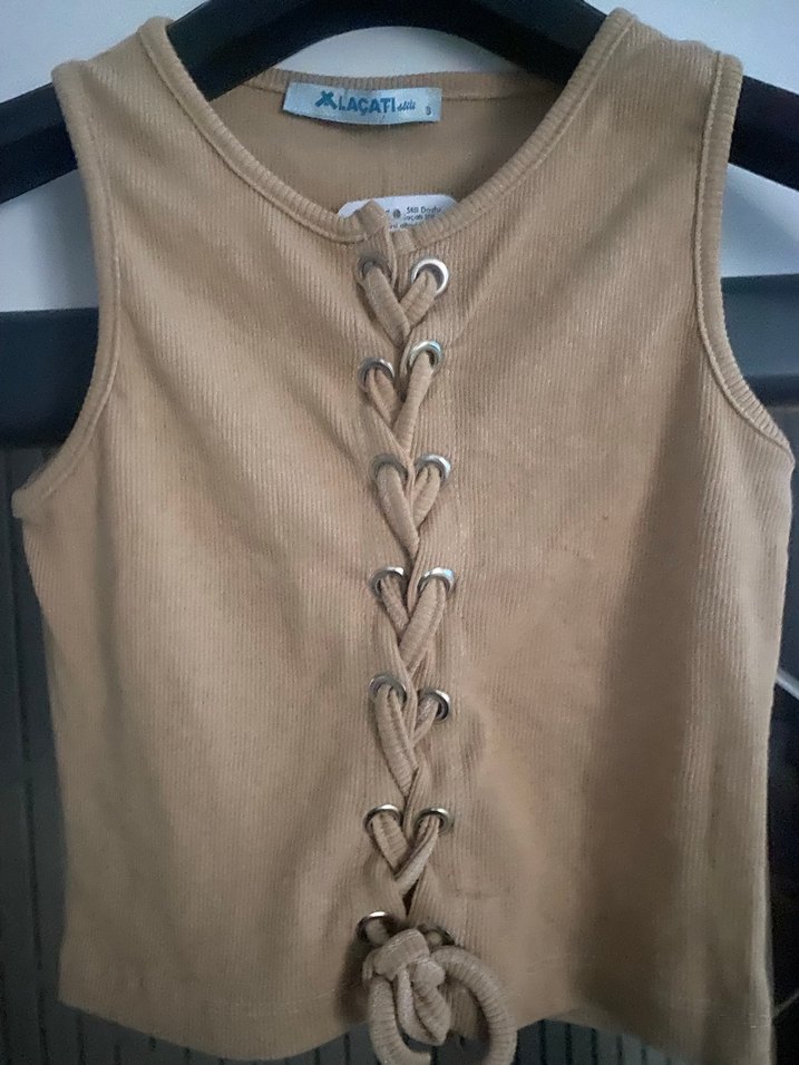 Bej Süet Düğmeli Kız Çocuk Halter Yelek - Görsel 2