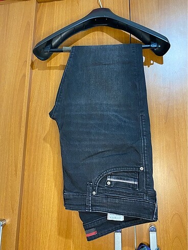 Mavi Jeans