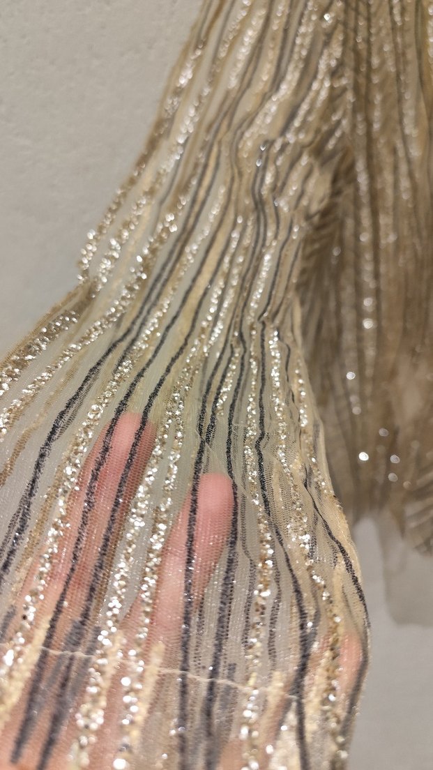 Dantel Detaylı Nakışlı Uzun Kollu Bluz - Görsel 4