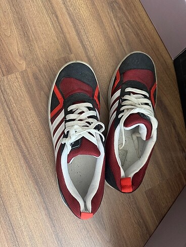 41 Beden Adidas kadın spor ayakkabı