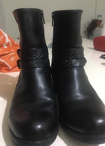 38 Beden Kışlık Bot