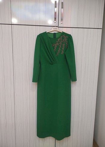 Yeşil Drapeli Uzun Abiye Elbise - Görsel 2