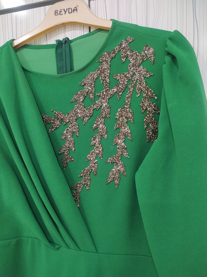 Yeşil Drapeli Uzun Abiye Elbise - Görsel 3