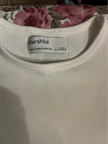 Bershka Bershka xs crop üst kısa kollu