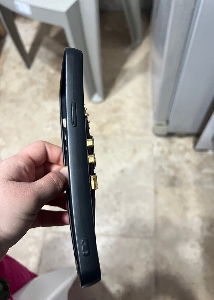 Umbı clup gerçek deri 13 pro max kılıf fiyatı 1279 tl - Görsel 4