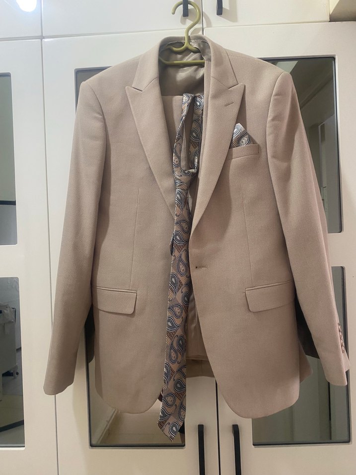 Bej Düğmeli Erkek Takım Elbise - Modern Klasik - Görsel 2