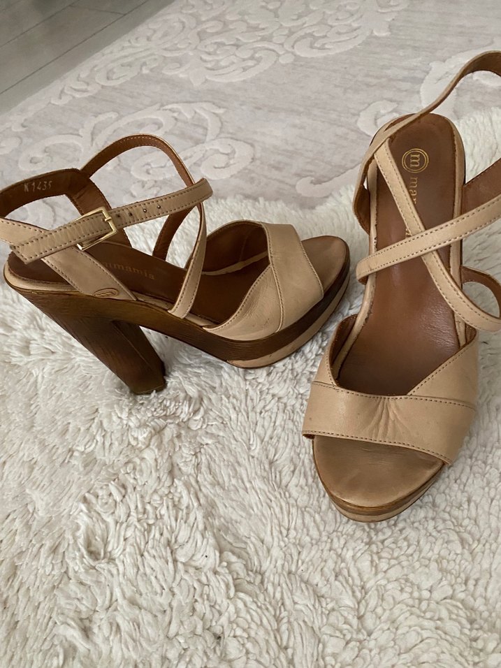 Bej Süet Dolgu Topuklu Kadın Sandalet - Görsel 2