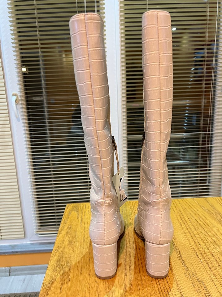 Derimod Bej Deri Yılan Desenli çizme - Görsel 4