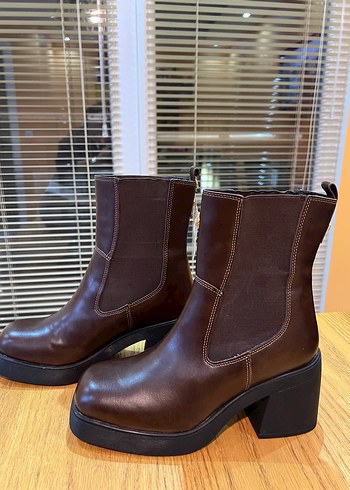 Fabrika Kahverengi Deri Platform Topuklu Kadın Bot - Görsel 4