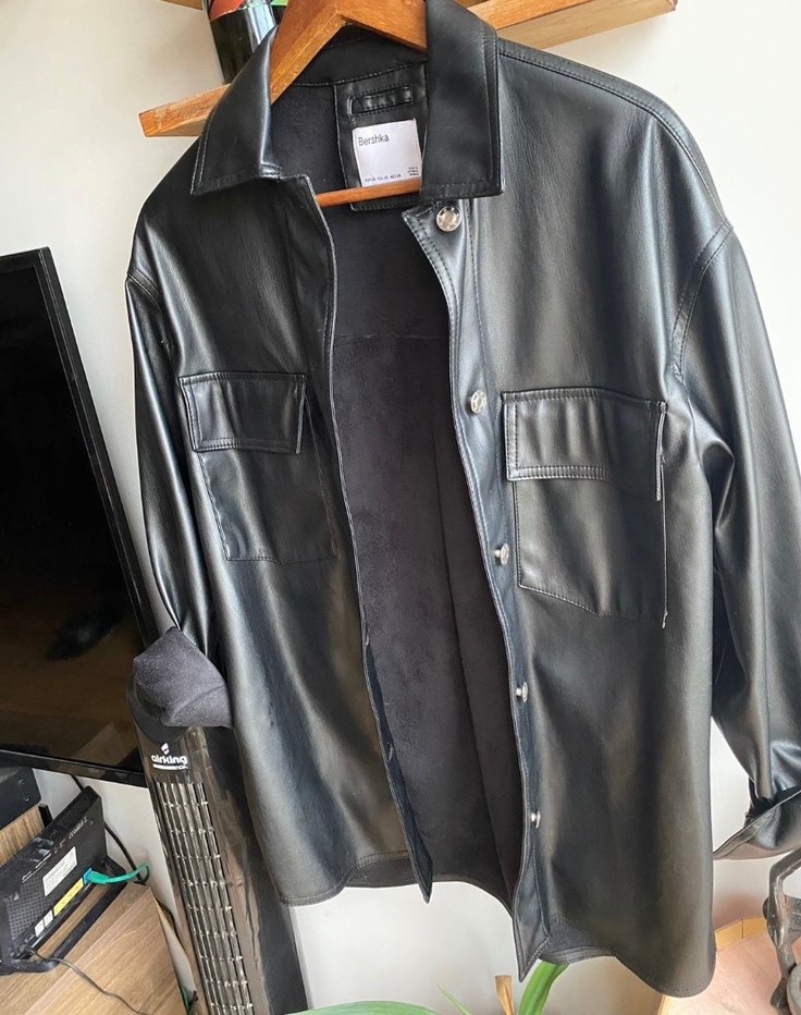 Bershka Düğmeli Siyah Deri Kadın Ceket - Görsel 5