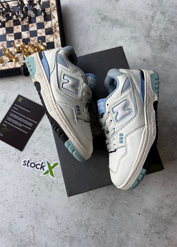 New Balance Beyaz Pastel Blok Topuklu Bağcıklı Spor Ayakkabı