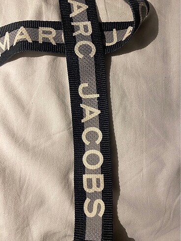  Beden MARC JACOBS SİYAH ÇANTA