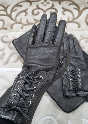 Siyah Gerçek Deri Gotik Kadın Eldivenleri - Görsel 5