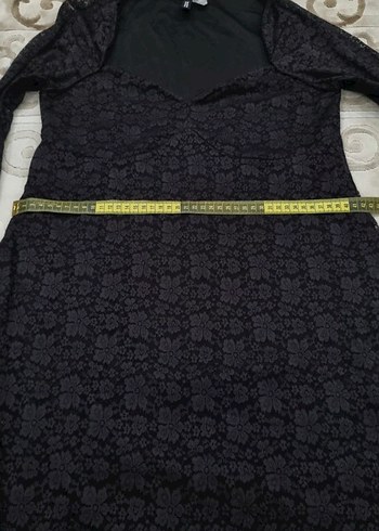 Dantelli kalp yaka elbise - Görsel 5