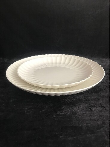 Kütahya Porselen Bone Luz Yaldızsız Pasta Tabağı