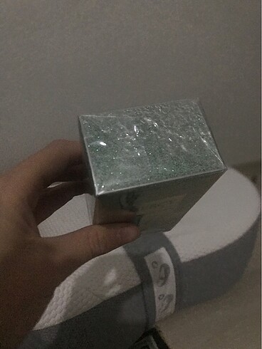Laura Mercier Mercy kadın parfüm