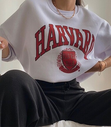 Harward sweatshirt