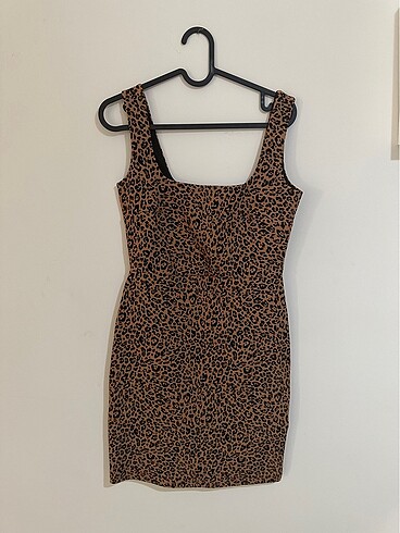 H&M Leopar desenli dar elbise