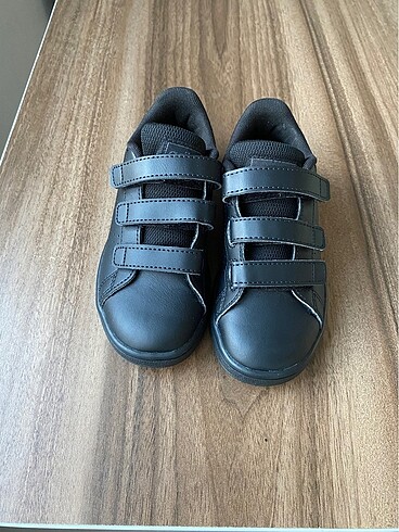 28 Beden siyah Renk Adidas Advantage çocuk spor ayakkabı