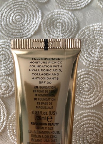 Revolution Pro CC Perfecting foundation SPF30 - Görsel 4