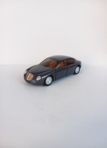 Lancia Dialogos