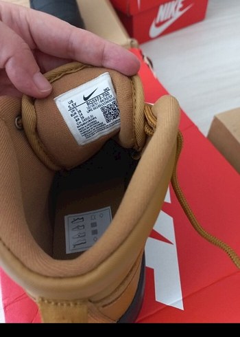 Nike Nike bot