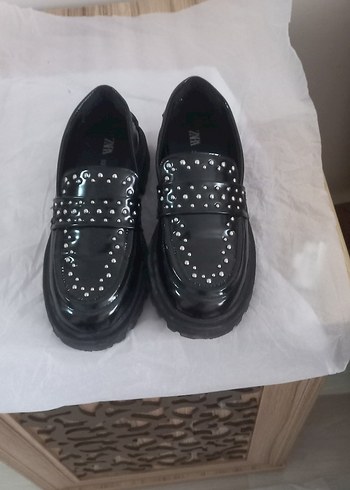 Zara zımbalı loafer - Görsel 2
