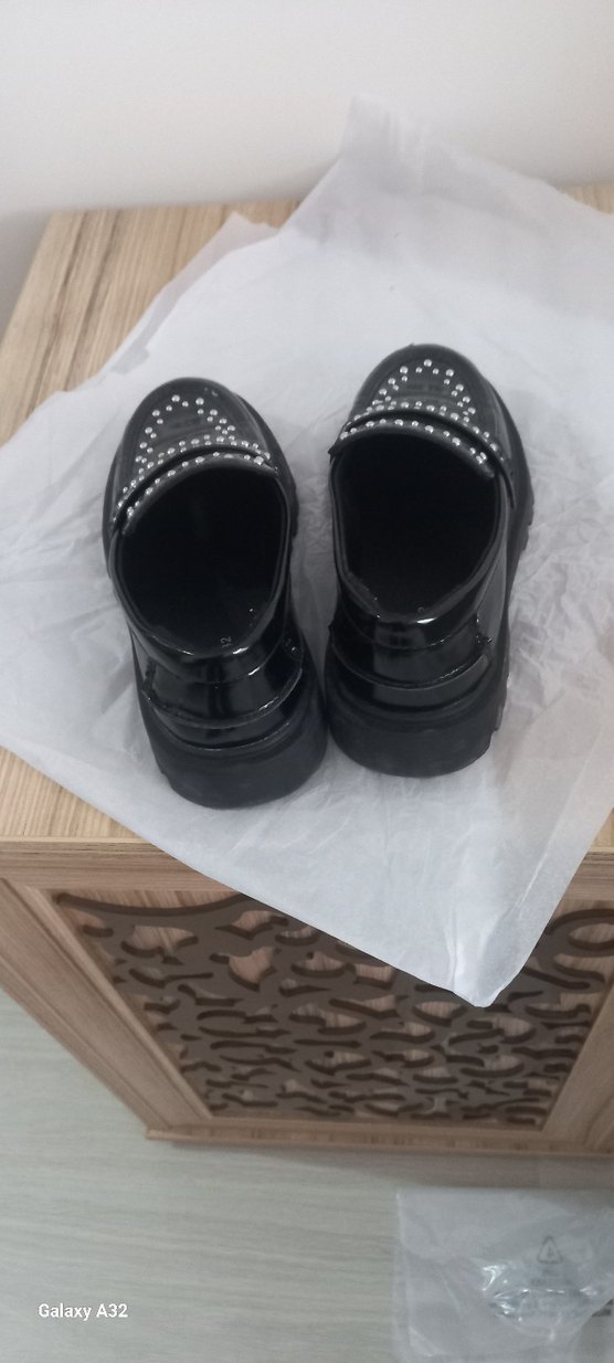 Zara zımbalı loafer - Görsel 3