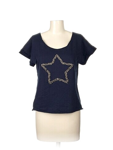Mango T-shirt %70 İndirimli.