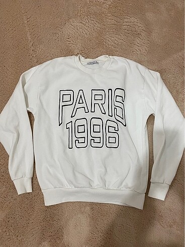 stradivarius sweatshirt